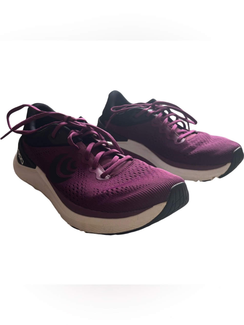 Topo Ultrafly 4 Athletic Shoes - Wine/Black Size 9